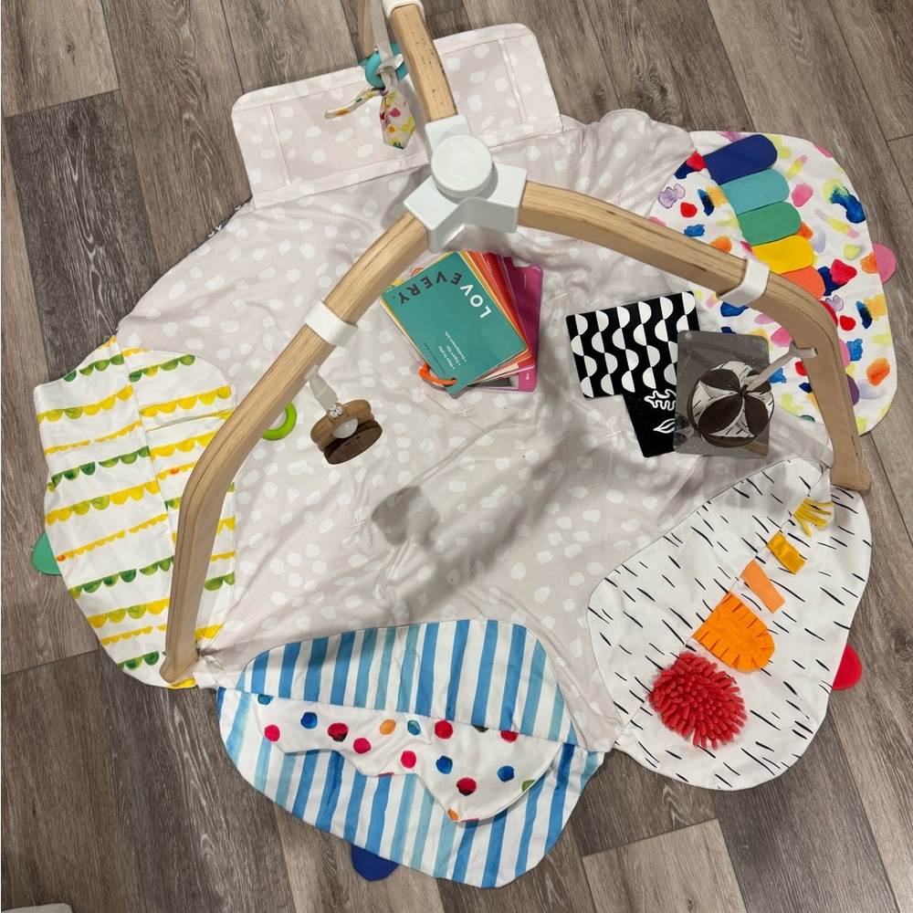 Lovevery play gym mat.